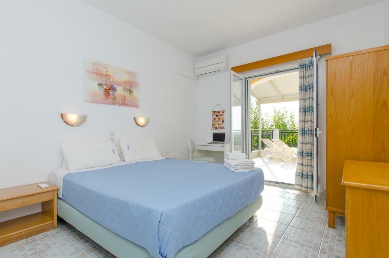 Natural Blue Green Apartment Almiros Beach Exterior foto